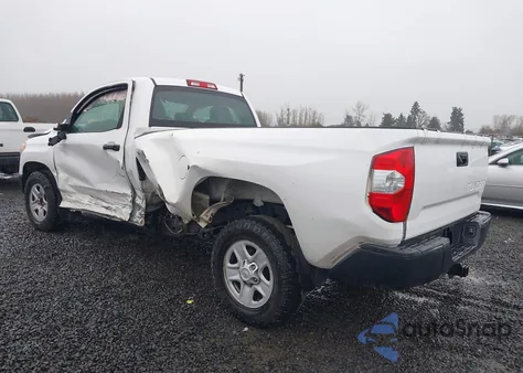 2015 Toyota Tundra Sr 5.7L V8 z USA, uszkodzony, nr VIN 5TFNY5F10FX179099